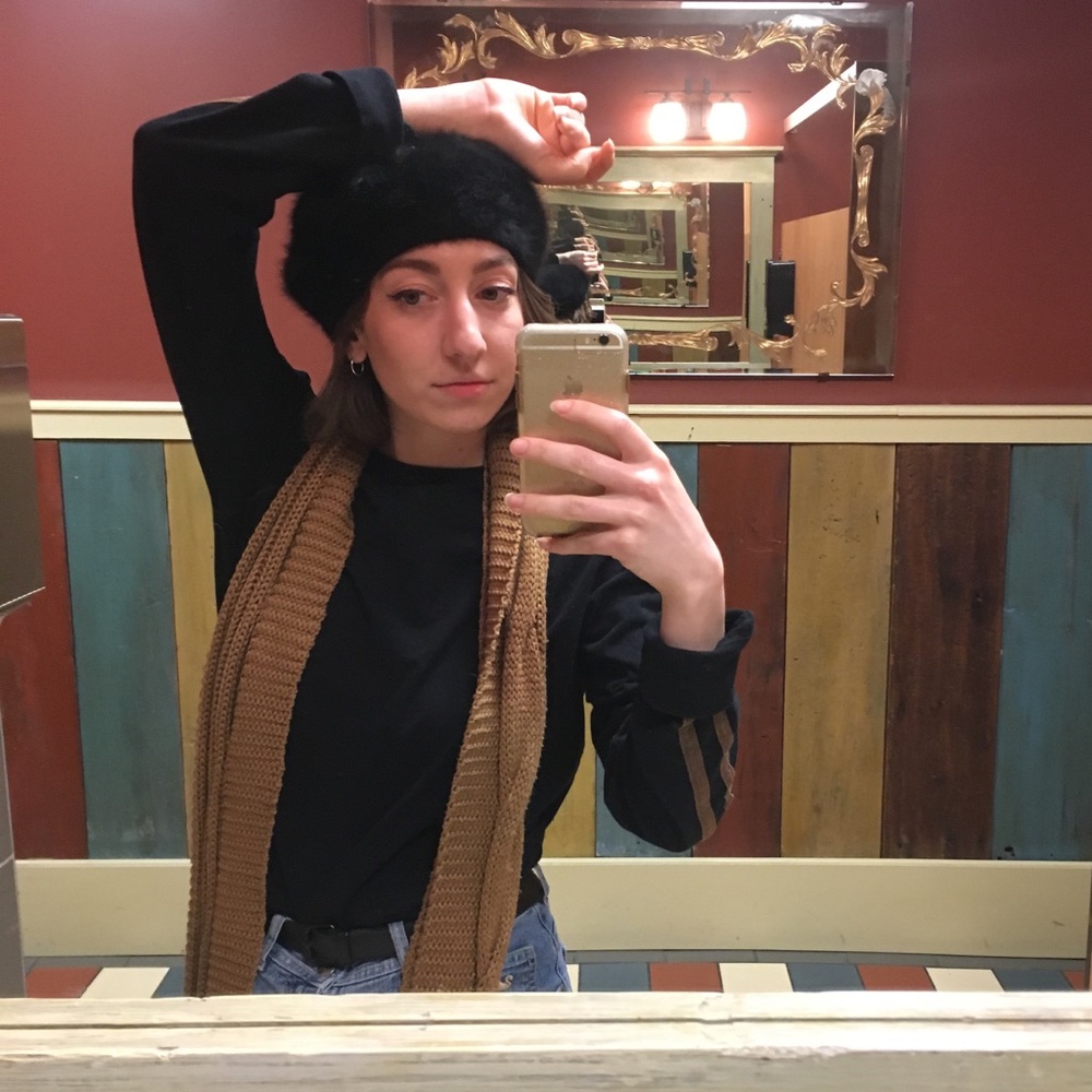 Meet your Posher, Darby